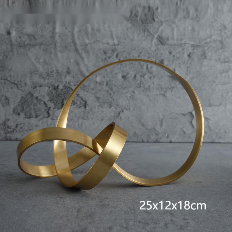Soft Gold Skulptur – Modern & Elegant | Cinnemoon Decor